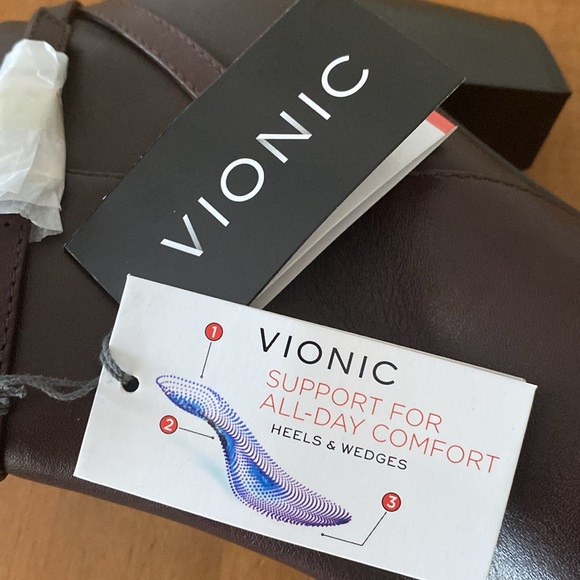 Vionic Women’s Upton Ankle Boot - Picture 6 of 10